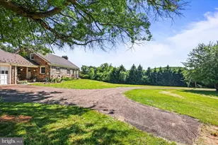1974 Meadow Ln, Spring Grove, PA 17362 - Photo 17