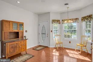 539 Parkview Ln, Hanover, PA 17331 - Photo 3