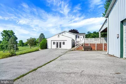 6043 Woods Road, Stewartstown, PA 17363 - Photo 5