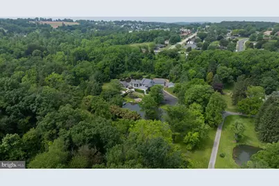 3020 Pond Drive, York, PA 17402 - Photo 9