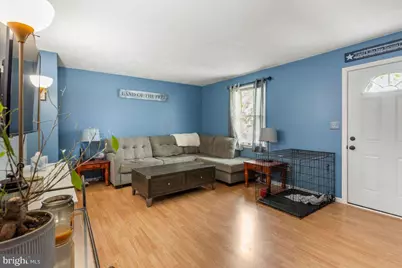 228 Georgetown Cir, Hanover, PA 17331 - Photo 3