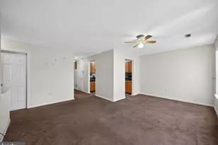436 Buttonwood Ln, York, PA 17406 - Photo 9
