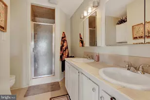 1697 Wyntre Brooke Dr, York, PA 17403 - Photo 15