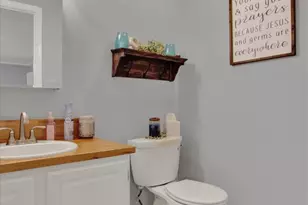 1697 Wyntre Brooke Dr, York, PA 17403 - Photo 11