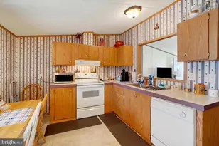 123 White Tail Ln, Windsor, PA 17366 - Photo 7