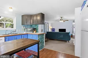 487 Capital Dr, York, PA 17406 - Photo 11