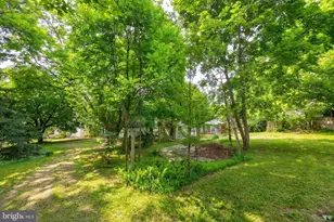 240 Circle Dr, Red Lion, PA 17356 - Photo 9