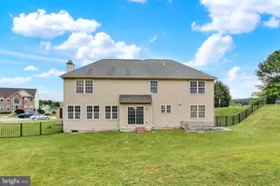 805 Clydesdale Dr, York, PA 17402 - Photo 39