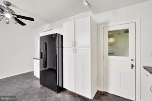 36 Hanover St, Glen Rock, PA 17327 - Photo 13
