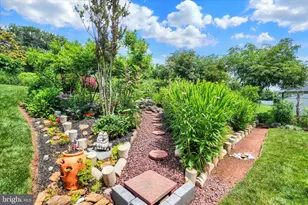 2437 Heather Rd, York, PA 17408 - Photo 25