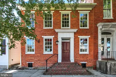 209 Broadway, Hanover, PA 17331 - Photo 1