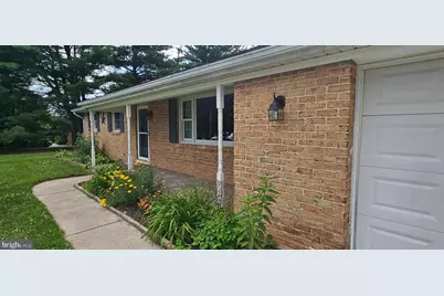 1607 Art Drive, Hanover, PA 17331 - Photo 3