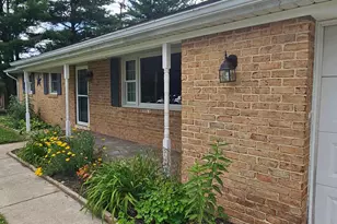 1607 Art Dr, Hanover, PA 17331 - Photo 3
