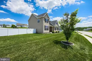 925 Ripple Dr, Hanover, PA 17331 - Photo 5
