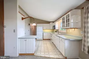 468 Fairview Dr, Hanover, PA 17331 - Photo 23
