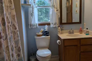 389 Oakwood Dr, Seven Valleys, PA 17360 - Photo 9