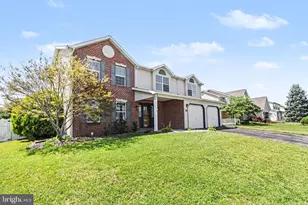 195 Martel Cir, Dillsburg, PA 17019 - Photo 3