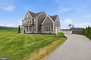 318 W Forrest Ave, Glen Rock, PA 17327 - Photo 5
