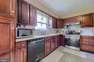 100 N Lynbrook Dr N, York, PA 17402 - Photo 9