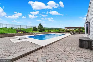 285 S Main St, Mount Wolf, PA 17347 - Photo 3