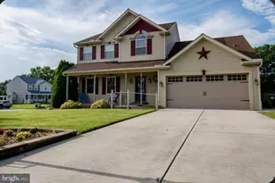 153 Timber Ln, Hanover, PA 17331 - Photo 1