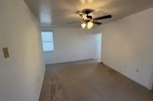 118 1/2 Broadway, Hanover, PA 17331 - Photo 3