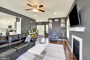 13 Bentley Ct, York Haven, PA 17370 - Photo 7