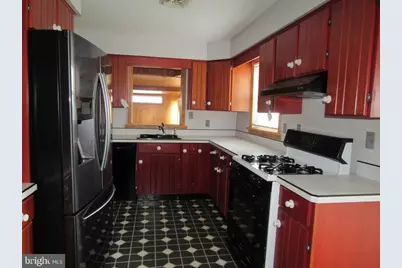 378 Woodland View Drive, York, PA 17406 - Photo 11
