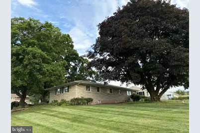 264 S 6th Street, Mount Wolf, PA 17347 - Photo 9