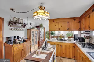 927 Marbrook Ln, York, PA 17404 - Photo 13