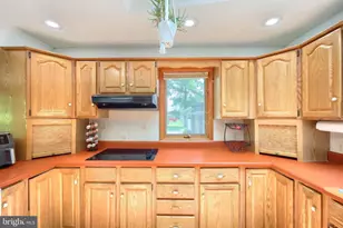 6106 E Hill Top Dr E, Spring Grove, PA 17362 - Photo 35