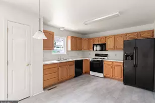101 Shawnee Dr, Stewartstown, PA 17363 - Photo 11