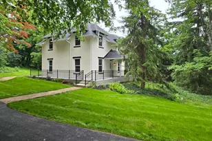 1300 Grantley Rd, York, PA 17403 - Photo 1