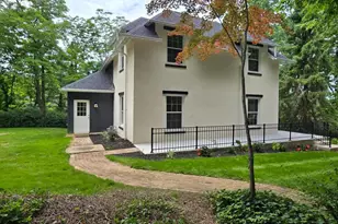 1300 Grantley Rd, York, PA 17403 - Photo 3