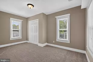 2463 S Queen St, York, PA 17402 - Photo 9