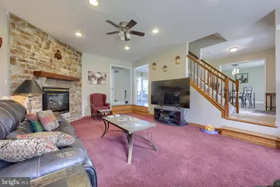 2455 Brandywine Lane, York, PA 17404 - Photo 7