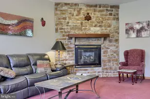 2455 Brandywine Ln, York, PA 17404 - Photo 9