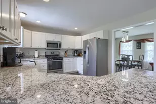 2455 Brandywine Ln, York, PA 17404 - Photo 17
