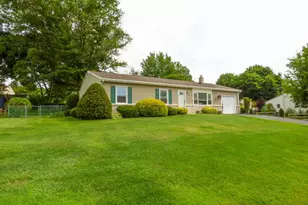 4325 Pinewood Ln, York, PA 17402 - Photo 1