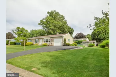 4325 Pinewood Lane, York, PA 17402 - Photo 3