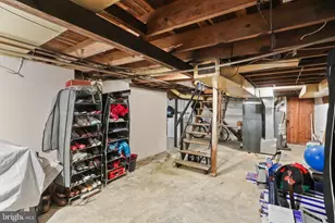 1053 E King St, York, PA 17403 - Photo 25