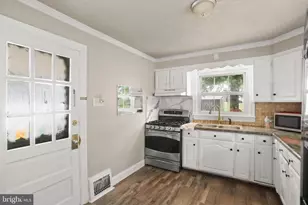 1053 E King St, York, PA 17403 - Photo 19
