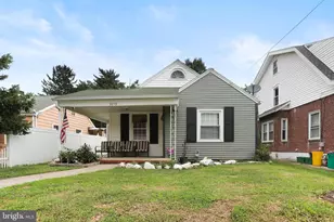 1053 E King St, York, PA 17403 - Photo 1