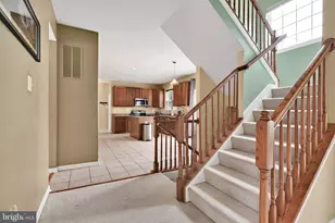 2720 Quaker Ct, York, PA 17408 - Photo 3