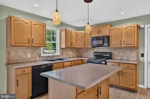 3076 Jodi Ln, Dover, PA 17315 - Photo 17