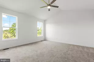 310 Steeple Vw Dr, Hanover, PA 17331 - Photo 15
