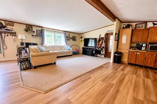54 Cherokee Dr, Windsor, PA 17366 - Photo 3