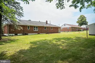 117 E Clearview Dr, Shrewsbury, PA 17361 - Photo 3
