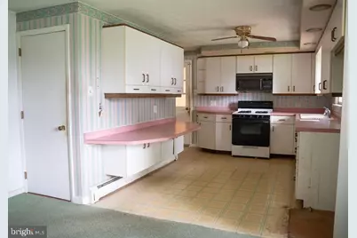 117 E Clearview Drive, Shrewsbury, PA 17361 - Photo 13