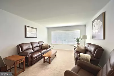 910 Shenandoah Lane, York, PA 17404 - Photo 9